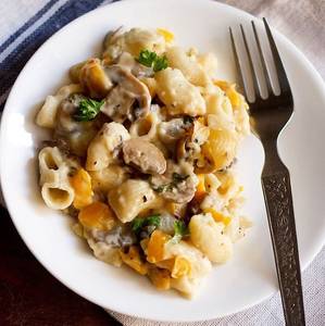 Mushroom cheese pasta