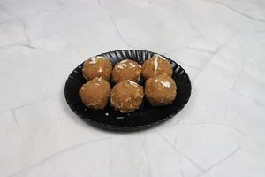 Churma Ladoo