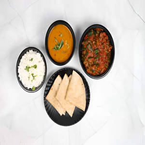 Masala Bhindi Sabji With Phulka Roti & Dal Rice