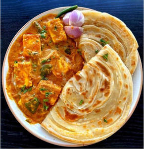 Shahi Paneer Lachcha Paratha Combo