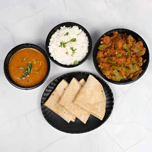 Guvar Dhokdi Sabji With Phulka Roti & Dal Rice