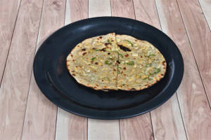 Cheesy Hare Mirchi Ka Roti