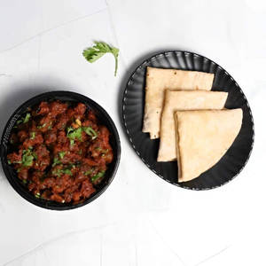 Dry Chatpata Chana Masala Sabji With Phulka Roti