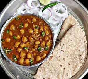 Chapathi (3) + Chana Masala