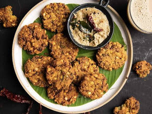 Chana Vada (2 Pcs)
