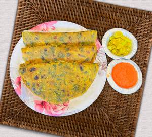 Palakh Thepla (3 Pieces)