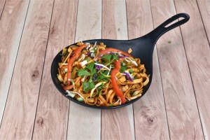 Vegetable Hakka Noodles