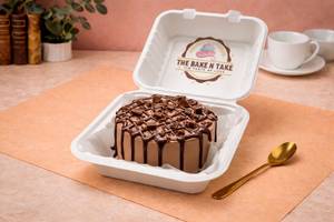 KitKat Bento Mini Cake [150 grams]