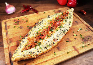 Veggie Pide