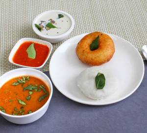 Idly (1) + Vada (1)