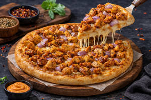 Loaded Chicken Cheese Burst Pizza