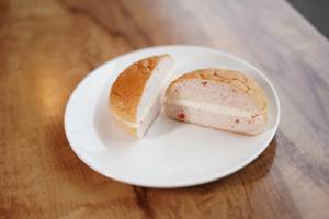 Butter Maska Bun