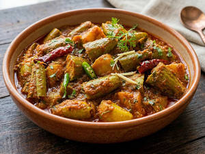 Desi Parwal Aloo Sabji