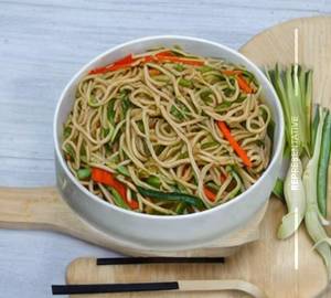 Veg Garlic Noodles