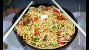 Schezwan egg noodles