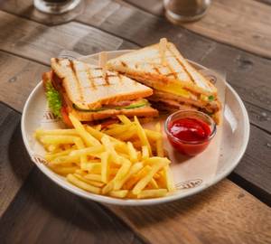 Sandwich  with fries