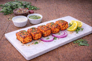 Soya Achari Tikka (6pcs)