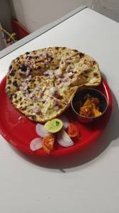 Aloo pyaaz paratha tawa  tandoori