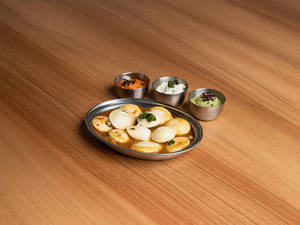 Ghee Sambhar Button Idli (14 Pieces)