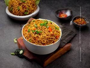 Egg Schezwan Noodles