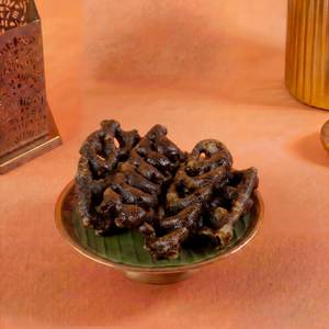 Udankudi Karupatti Mittai - 200gm + 50gm FREE
