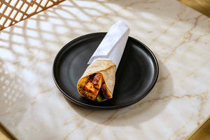 Chilli Paneer Wheat Roll