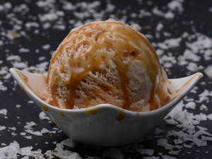 Salted Caramel Ice Creams (500 ml)
