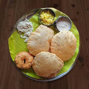 Poori Masala(2) + Idly (2) + Vada (1)