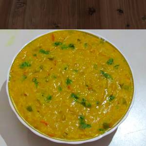 Khichdi Arhar Dal With Curd & Pickle