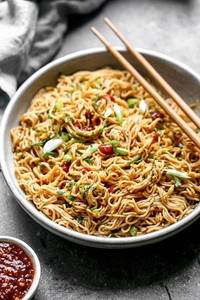 Brown Garlic Rice Noodles