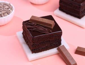 Kit Kat Pastry