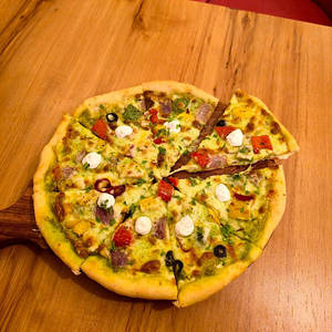 Pesto Fresco Pizza