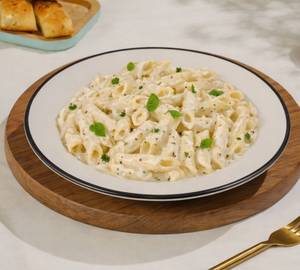 White Sauce Pasta