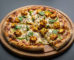 Achari Paneer Pizza
