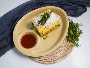 Khaman Dhokla (2 Pcs)plate