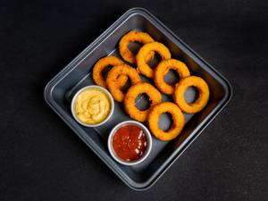 Onion Rings With Dip (6 Pieces)
