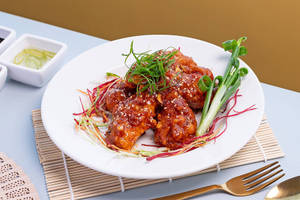 Chicken Wings In Choice Of Sauce