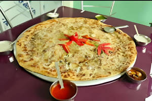 Patta Gobi Matar Pyaz Parantha