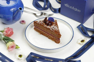 Classic Opera Chocolate Mure