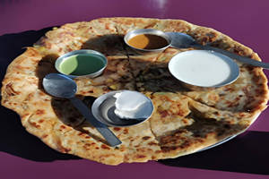Mooli Gajar Matar Parantha