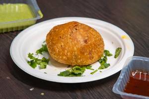 Bikaneri Pyaz Kachori
