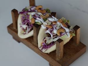 Kung Pao Paneer Bao (2 Pcs)