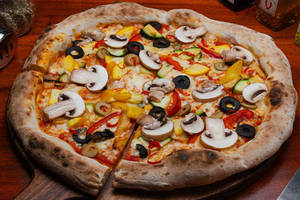 Spicy Vegetarian Pizza