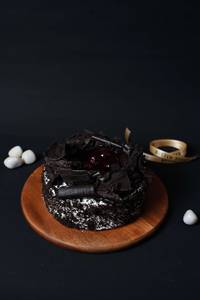 Eggless Cake Modern Black Forest
