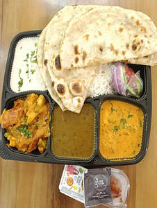 Deluxe Thali