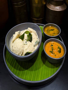 Neer Idli