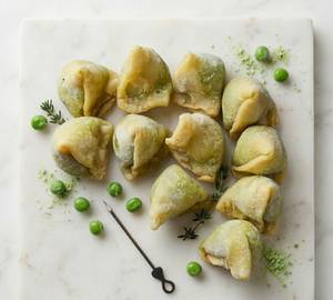 Frozen Green Peas Samosa (250 Grams)