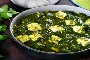 Palak paneer