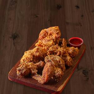 Hot And Crunchy Fried Chicken (8Pcs)