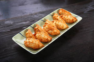 Fried veg momos